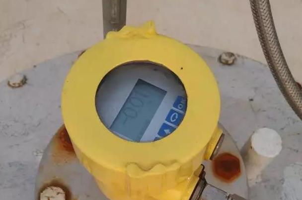 雷达液位计-油库储罐液位测量