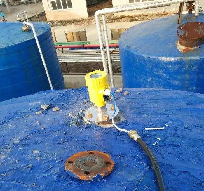 雷达液位计酸碱储罐液位测量